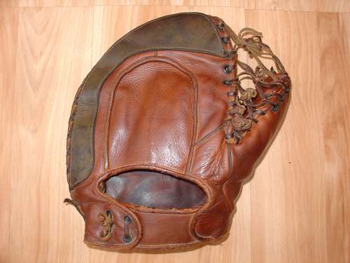 Babe Dahlgren Goldsmith BD Back